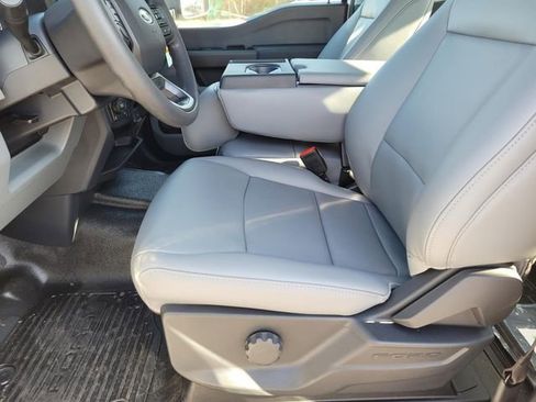 New 2026 Ford F250 XL w/ XL Chrome Package image 8