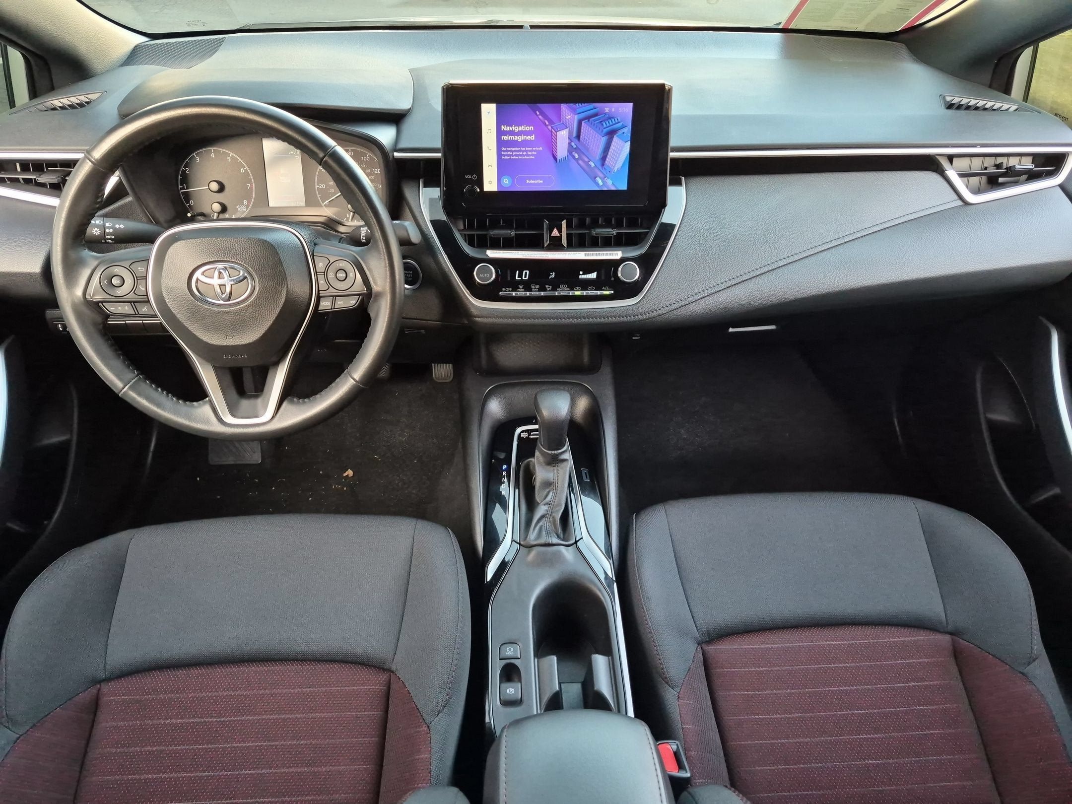 Used 2024 Toyota Corolla SE FWD image 12