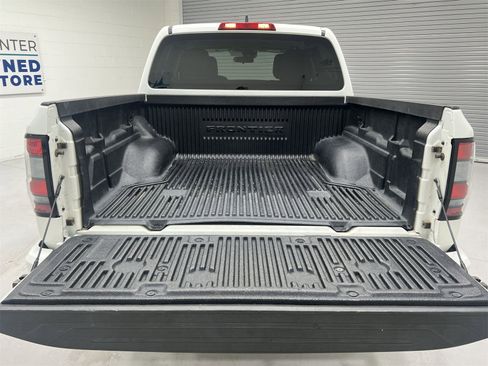 Used 2023 Nissan Frontier SV image 22