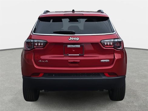 New 2026 Jeep Compass Latitude image 6