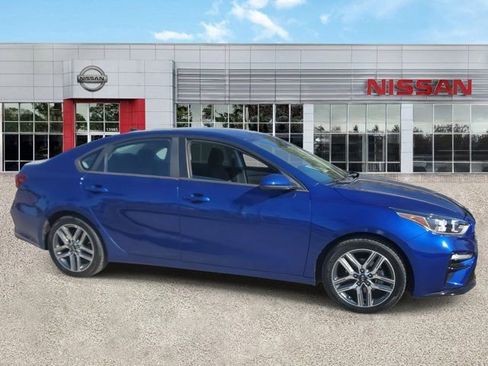 Used 2019 Kia Forte S image 3