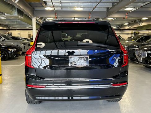 Used 2026 Volvo XC90 B6 Plus w/ Protection Package Premier AWD/4WD image 3