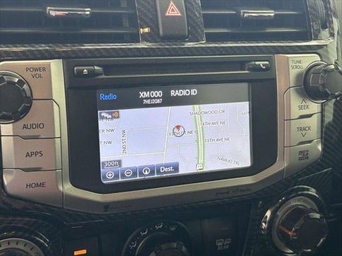 Certified 2019 Toyota 4Runner SR5 AWD/4WD image 30