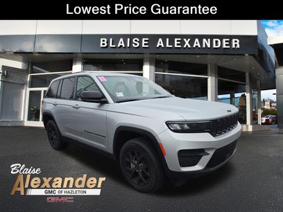 Used 2024 Jeep Grand Cherokee Altitude
