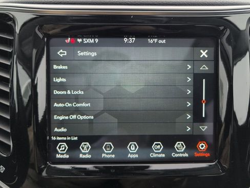 Used 2021 Jeep Cherokee Limited image 42