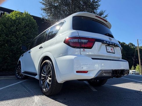 Used 2022 Nissan Armada Platinum w/ Captain's Chairs Package RWD image 20