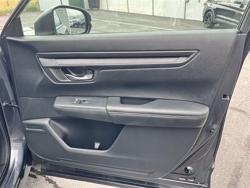 Used 2025 Honda CR-V LX image 31