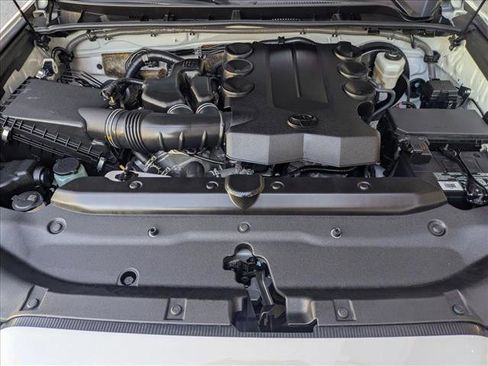 Used 2024 Toyota 4Runner SR5 image 21