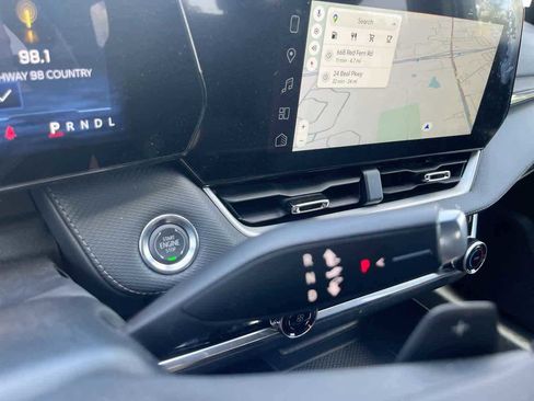 New 2026 Chevrolet Equinox LT FWD image 22