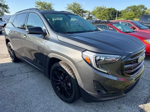 Used 2021 GMC Terrain SLT w/ Infotainment Package II FWD image 6