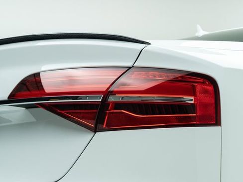 Used 2016 Audi S8 w/ Driver Assistance Package image 15