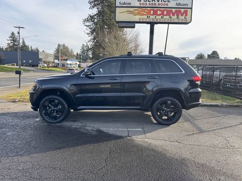 Used 2016 Jeep Grand Cherokee High Altitude image 2