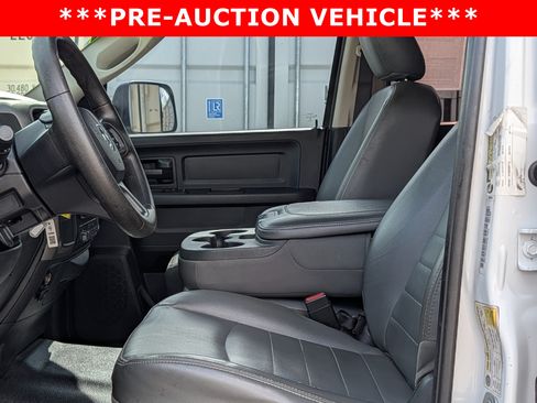 Used 2016 RAM 3500 Tradesman w/ Chrome Appearance Group RWD image 19