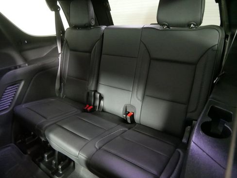Used 2022 GMC Yukon Denali AWD/4WD image 24