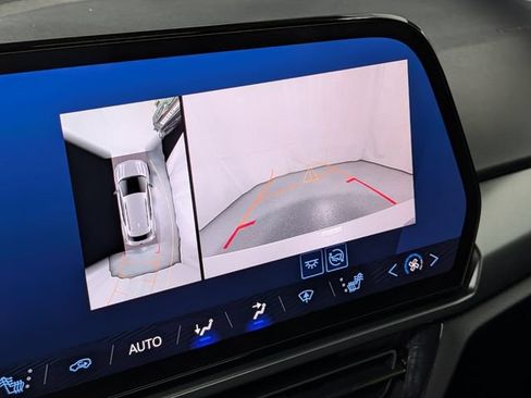 Certified 2024 Chevrolet Equinox EV RS w/ Active Safety Package 3 AWD/4WD image 28