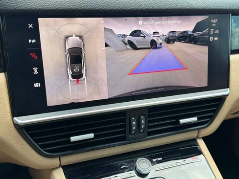 Certified 2023 Porsche Cayenne Platinum Edition AWD/4WD image 20