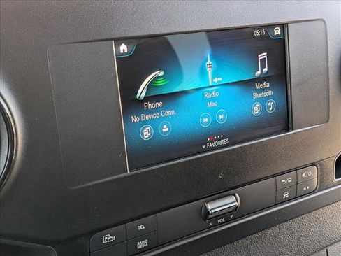 Used 2024 Mercedes-Benz Sprinter 2500 image 13