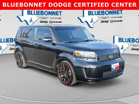 Used 2008 Scion xB FWD image 3