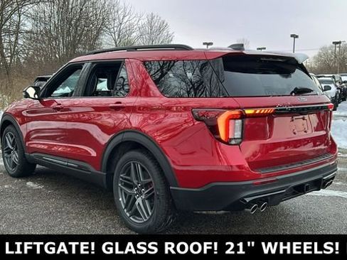 New 2026 Ford Explorer ST w/ Sun And Sound Package image 4