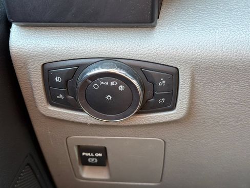 Used 2019 Ford F150 XL w/ Equipment Group 101A Mid AWD/4WD image 26