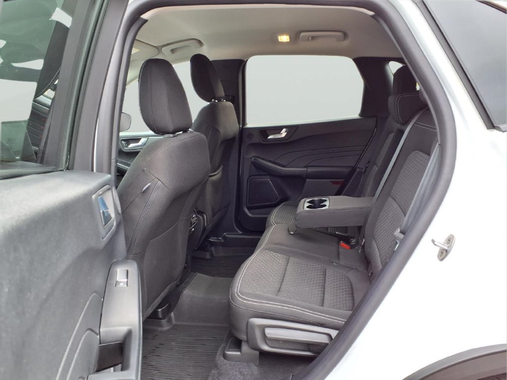 Used 2023 Ford Escape Active w/ Tech Pack #2 AWD/4WD image 10