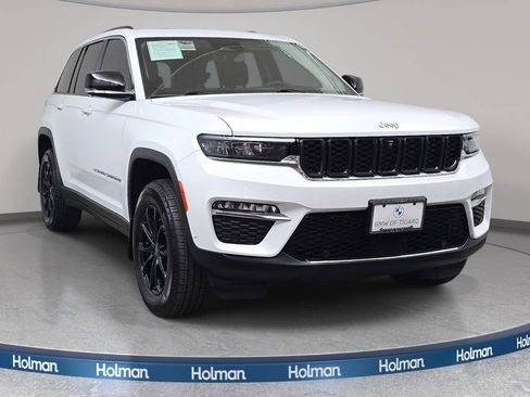 Used 2022 Jeep Grand Cherokee Limited 4xe w/ Luxury Tech Group II AWD/4WD image 3