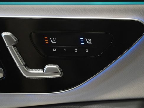 New 2026 Mercedes-Benz E 350 4MATIC Sedan image 30