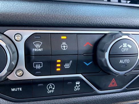 Certified 2024 Jeep Wrangler Unlimited Sport AWD/4WD image 33