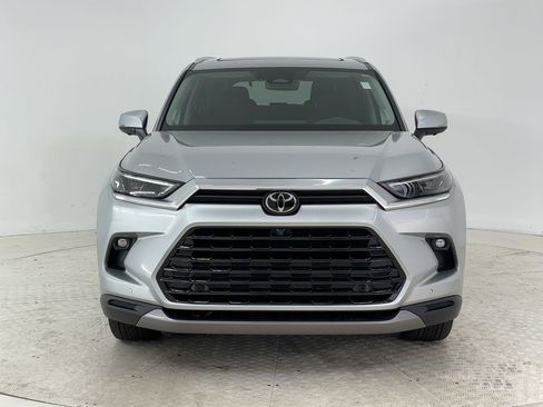 Used 2024 Toyota Grand Highlander Platinum image 5