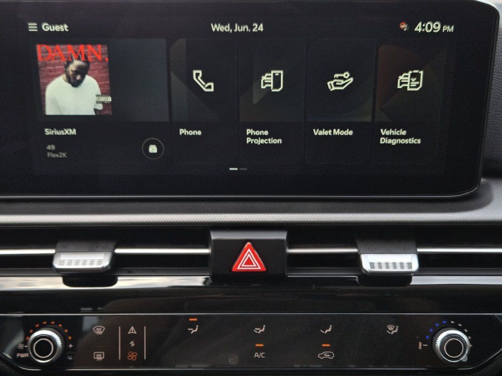 New 2026 Kia Sportage LX w/ LX Convenience Package FWD image 14