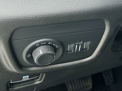 Certified 2023 Jeep Grand Cherokee L Laredo image 18