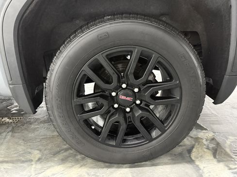 Used 2021 GMC Sierra 1500 Elevation image 17