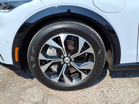Used 2022 Ford Mustang Mach-E Premium AWD/4WD image 9