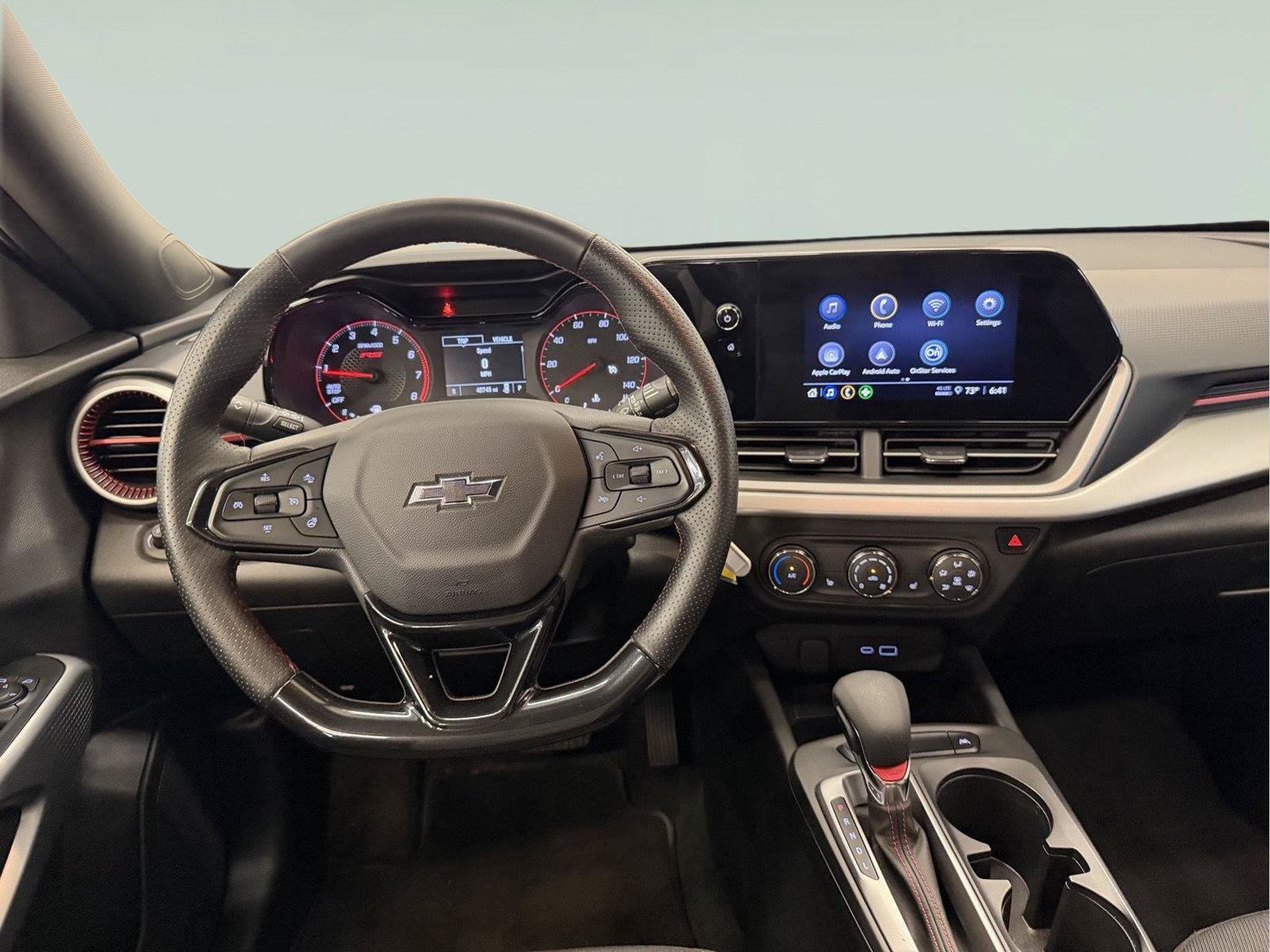 Used 2024 Chevrolet Trax RS FWD image 34