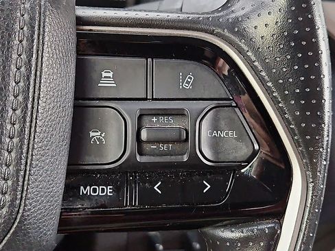 Used 2022 Toyota Tundra SR5 AWD/4WD image 27