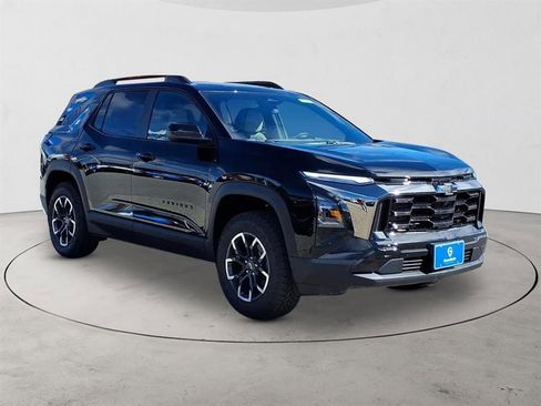 New 2026 Chevrolet Equinox ACTIV image 3