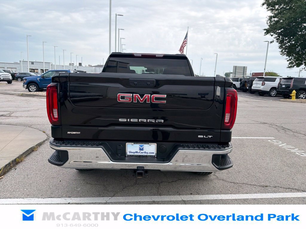 Used 2025 GMC Sierra 1500 SLT AWD/4WD image 4