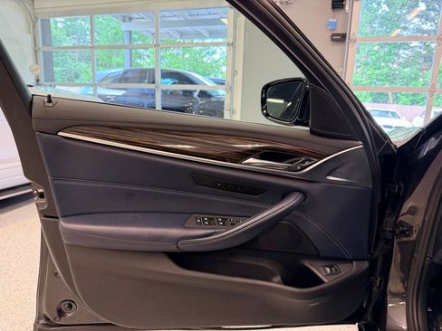 Used 2020 BMW 540i RWD image 14
