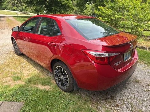 Used 2014 Toyota Corolla S FWD image 2