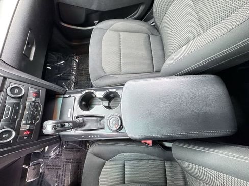 Used 2017 Ford Explorer XLT w/ Equipment Group 201A image 22