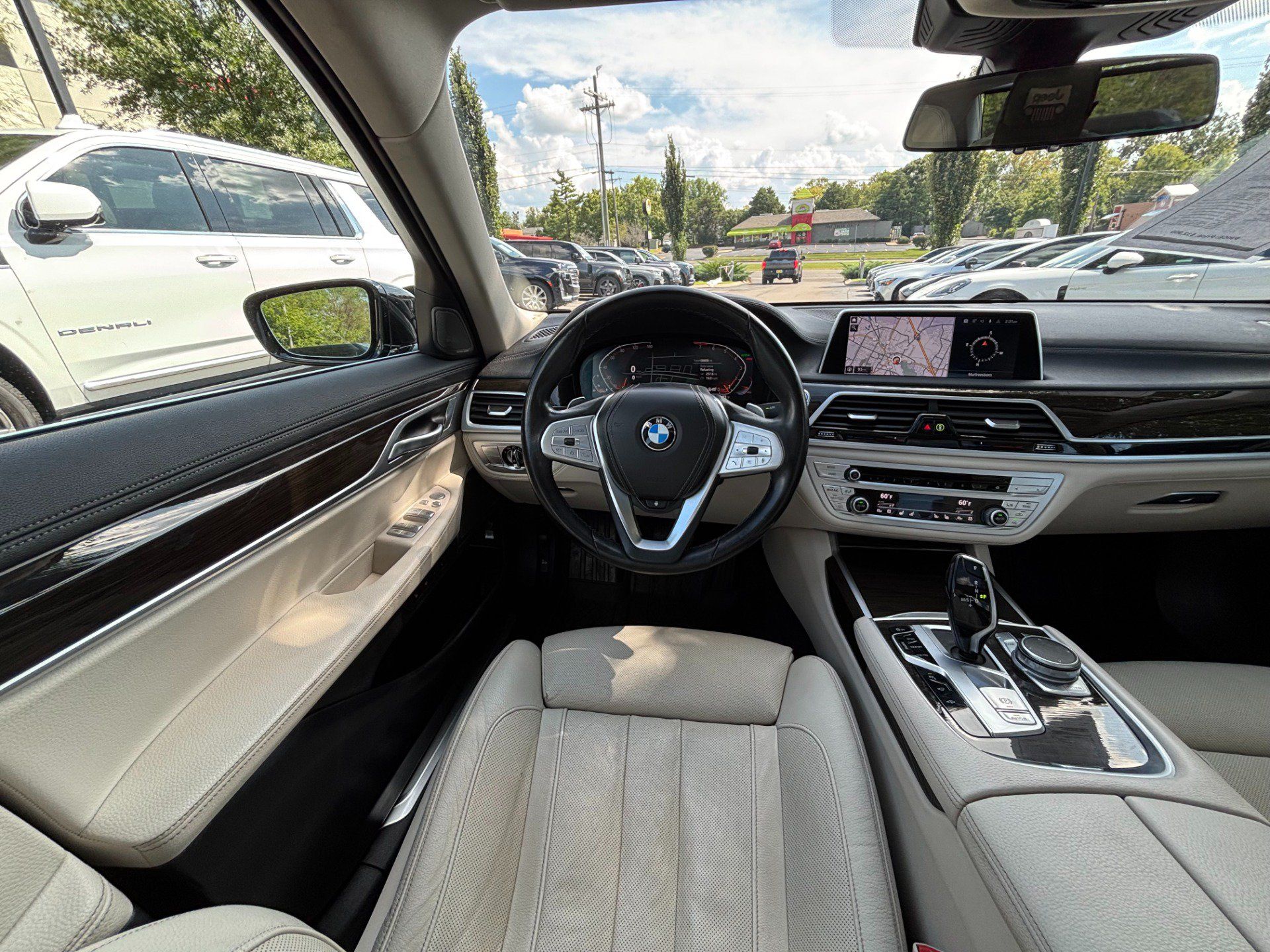 Used 2021 BMW 740i RWD image 47