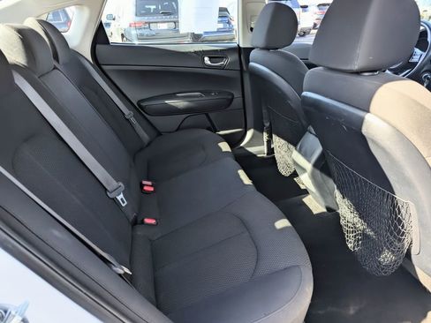 Used 2020 Kia Optima LX FWD image 30
