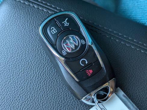 Used 2022 Buick Encore GX Essence w/ Advanced Technology Package image 24