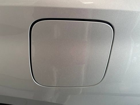 Used 2025 Nissan Versa S w/ Trunk Package FWD image 39