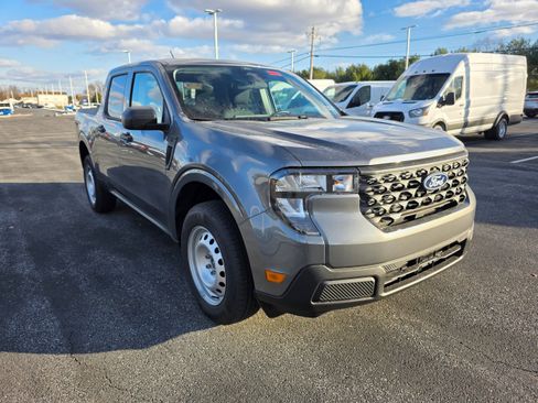 New 2026 Ford Maverick XLT w/ XLT Luxury Package AWD/4WD image 7