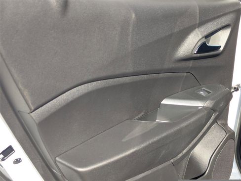 New 2026 Chevrolet Trax RS w/ Driver Confidence Package image 16