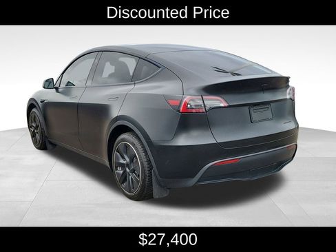 Used 2023 Tesla Model Y Long Range image 3