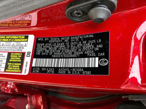 Used 2025 Lexus ES 300h w/ Premium Package image 37