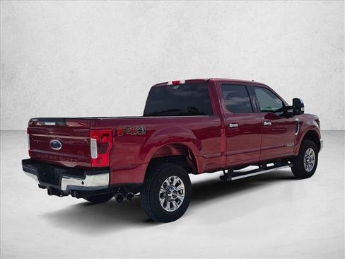 Used 2019 Ford F250 XLT w/ XLT Premium Package AWD/4WD image 5