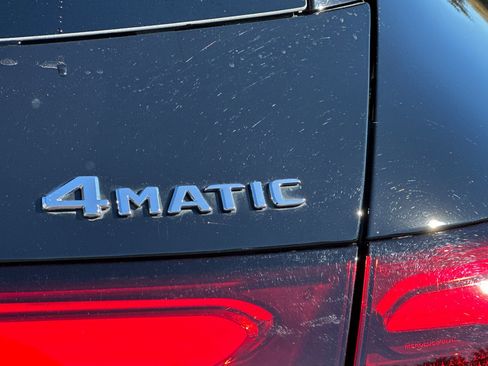 Used 2025 Mercedes-Benz GLC 300 GLC 300 image 26